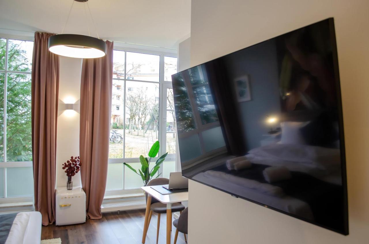 Homely Stay Studio 7 - Elegant Self-Check-In Studio For Urban Travelers Мюнхен Экстерьер фото